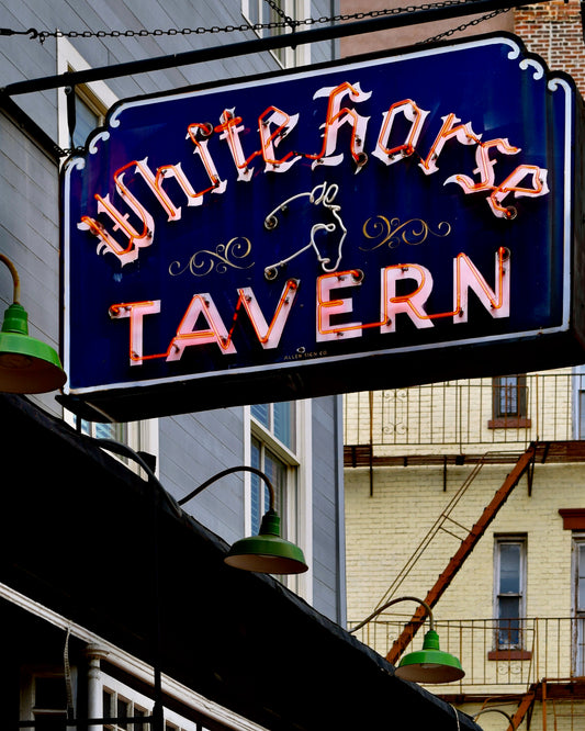 White Horse Tavern Vintage Neon Sign, New York, USA