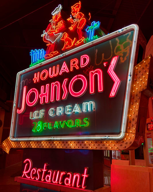 Howard Johnson Neon, Cleveland, USA